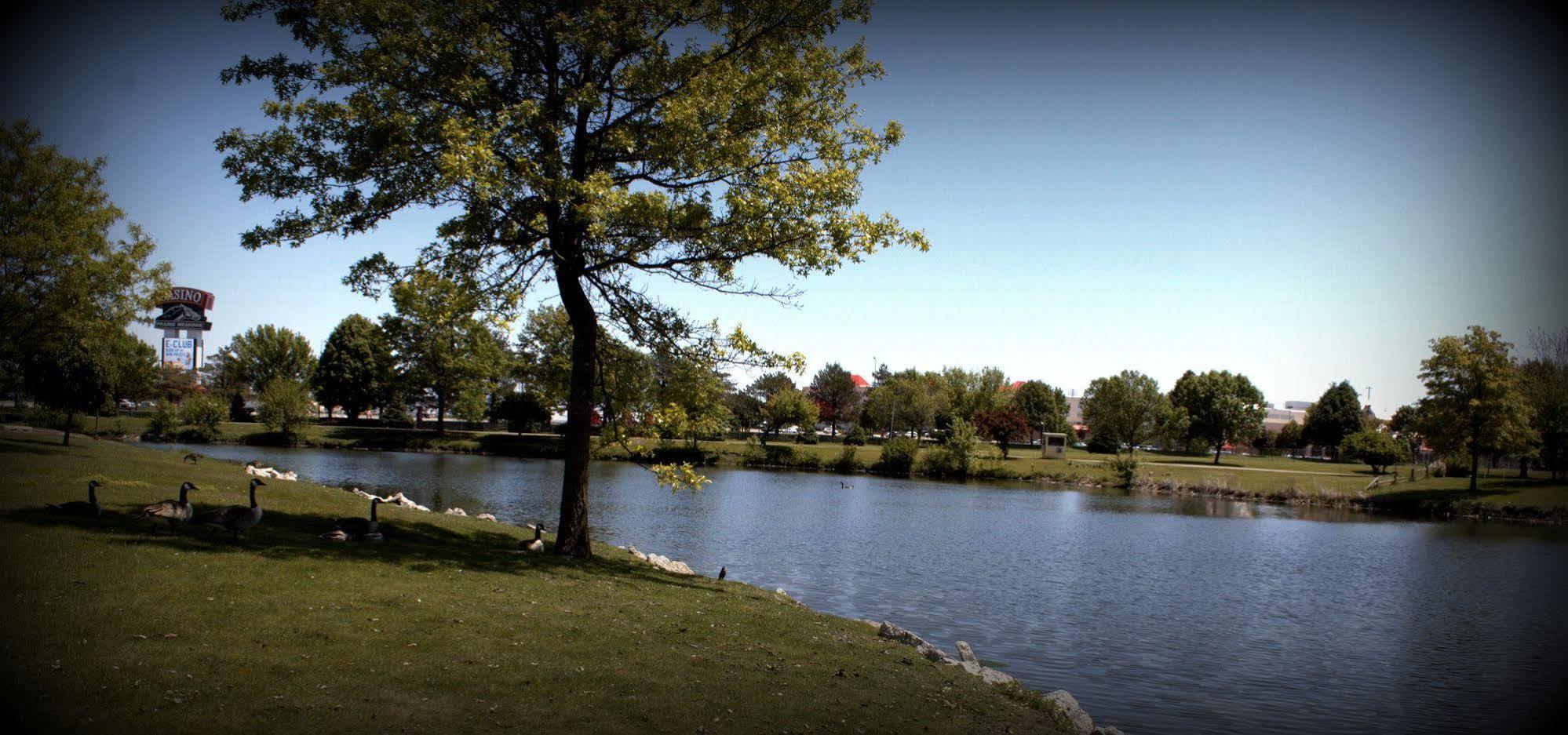 Adventureland Inn Altoona Bagian luar foto